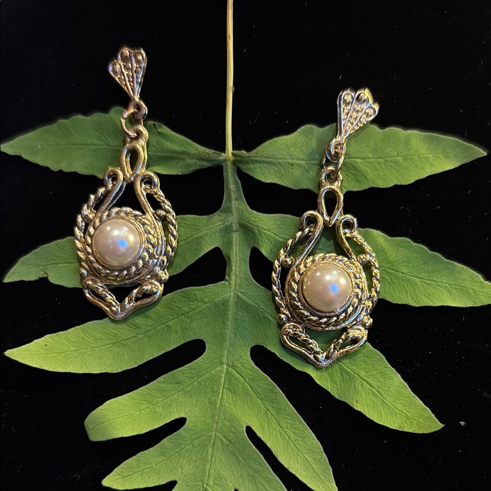 Gold Pearl Drop Earrings